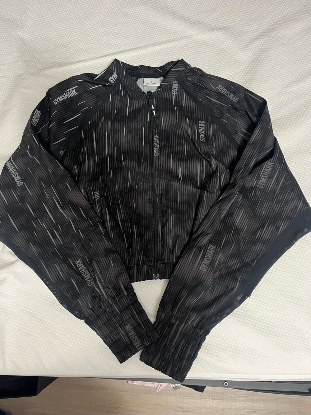 Gymshark Illumination Crop Zip Jacket